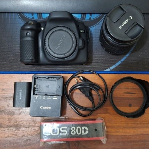Kamera Canon EOS 80D Kit 18-135mm Nano USM Fullset Bekas
