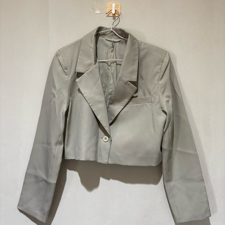 preloved blazer colorbox crop