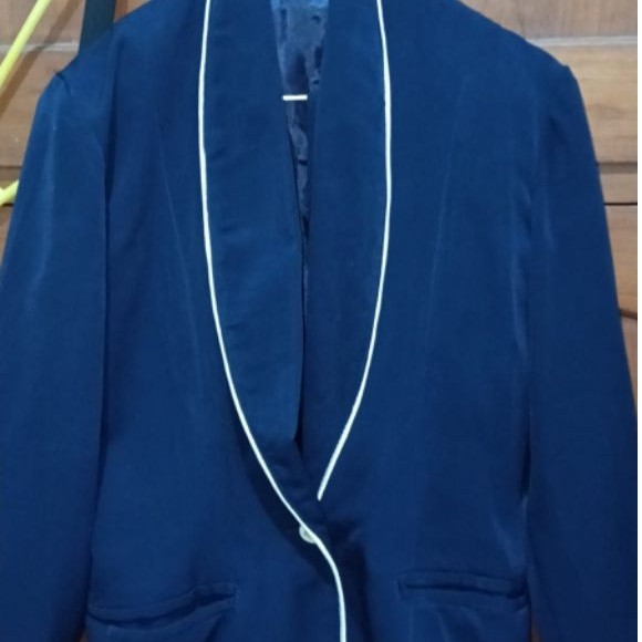 Preloved One Set Blazer Kantor Wanita Navy