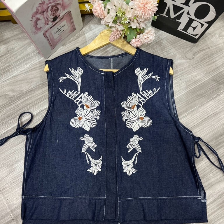 Lunara Floral Denim Vest Bordir