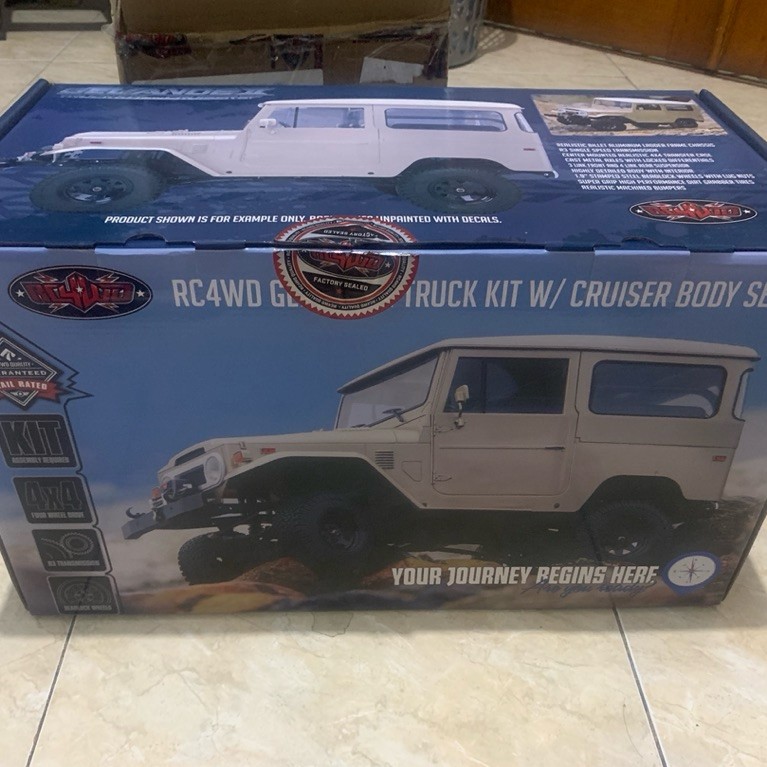 GELANDE II CRUISER RC4WD FJ40 (NEW) 1:10