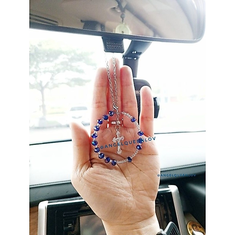 Rosario gantungan mobil