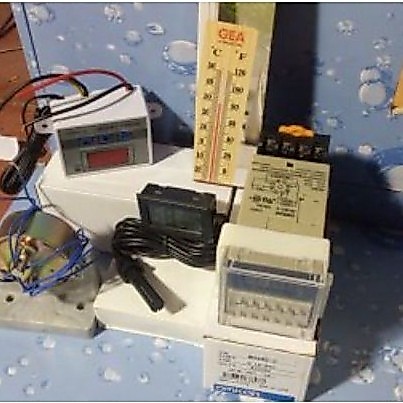 Mesin Tetas Telur Alat Mesin Tetas Telur Otomatis Termostat Digital Timer Hygrometer Dinamo Rak Gese