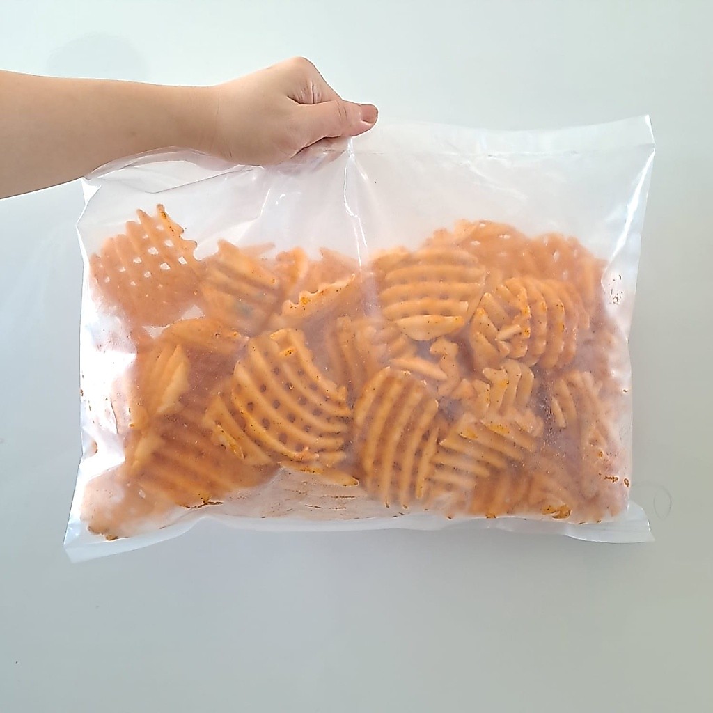 McCain Crisscut/ Kentang Waffle 1kg