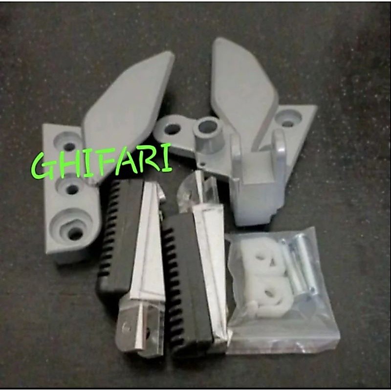 Paket Step Forstep Injakan Kaki Depan Vixion Old Plus Dudukan Step Depan Vixion Old