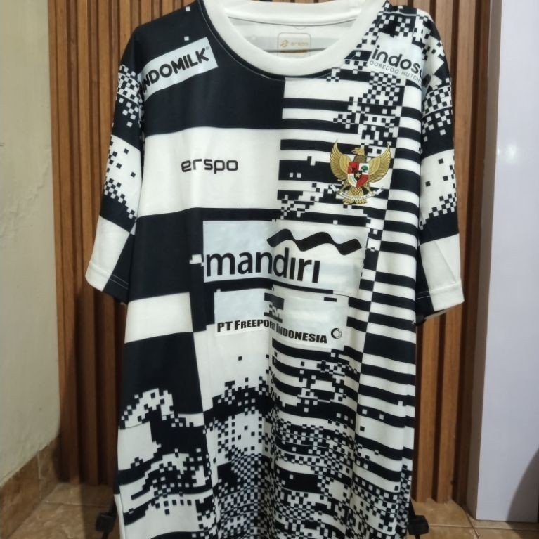 Jersey Training Timnas