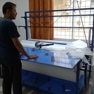 MEJA POTONG KAIN SPUNDBOND 180 CM