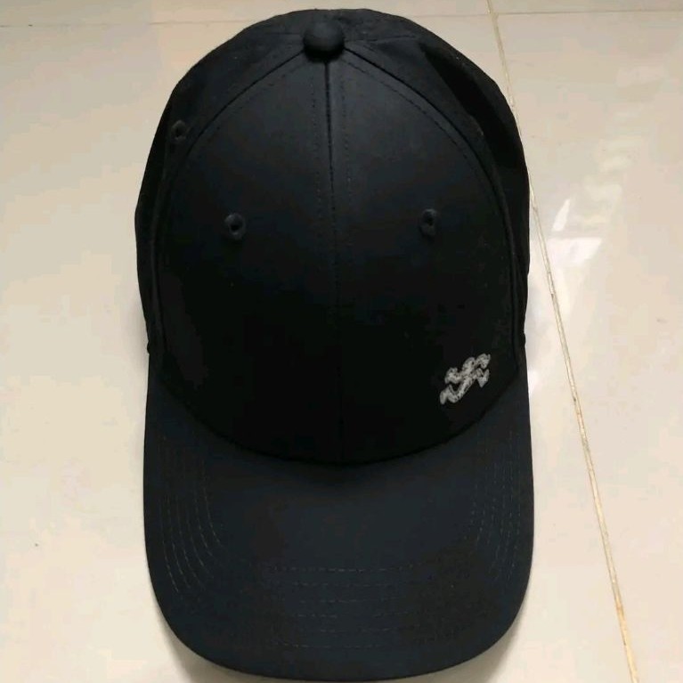 TOPI AIRWALK
