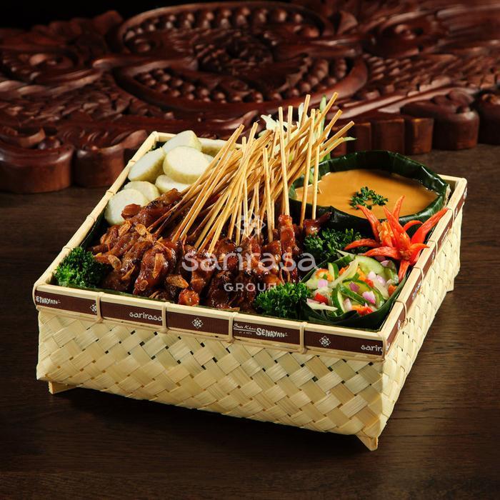 Sate Khas Senayan Sate Ayam Lontong Besek - Sate Daging