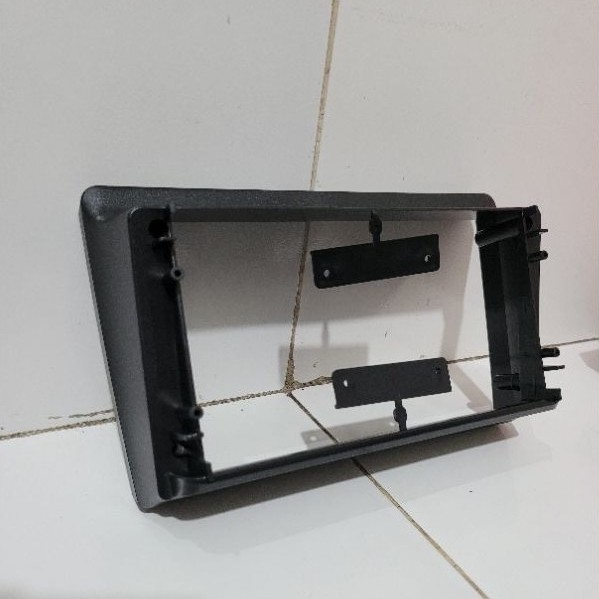 Frame Head Unit Android 9" Granmax/Luxio 2008 - 2020