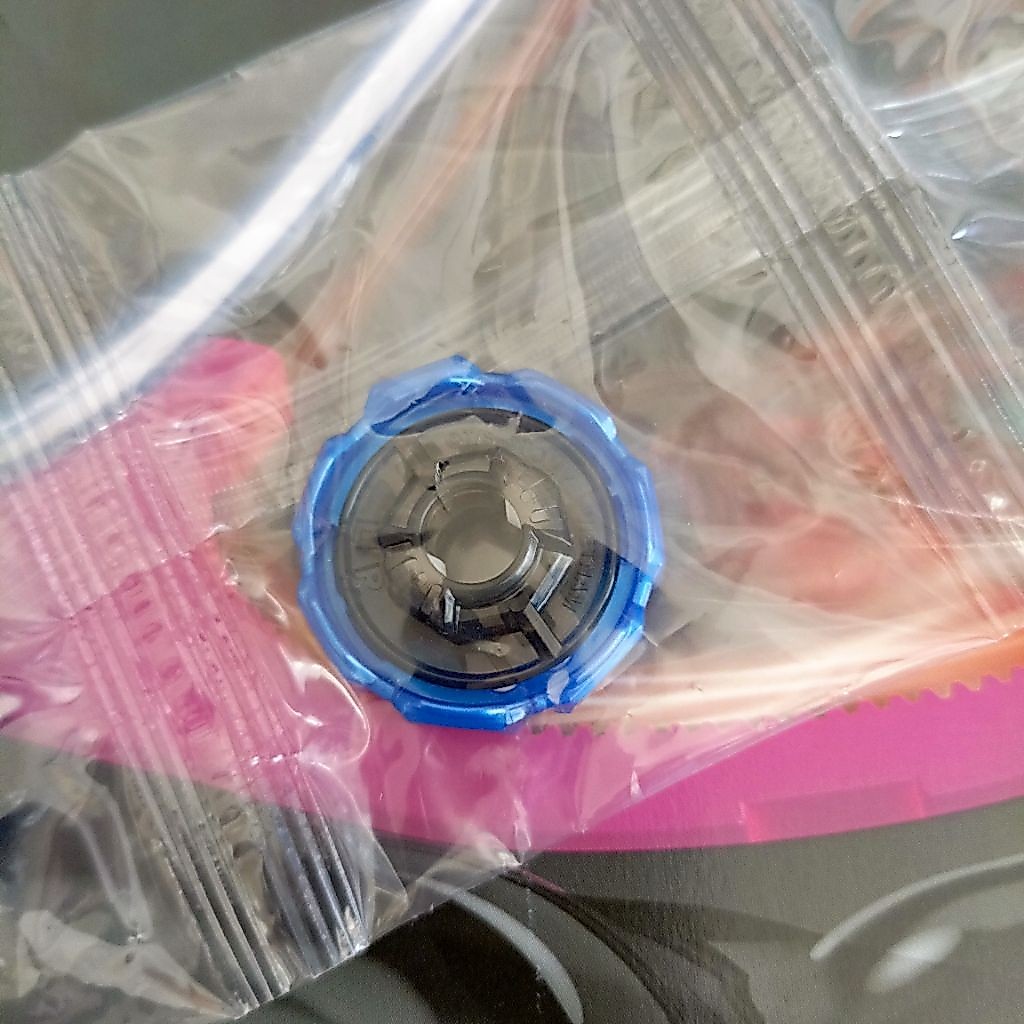 beyblade x Ratchet 7 70 blue black