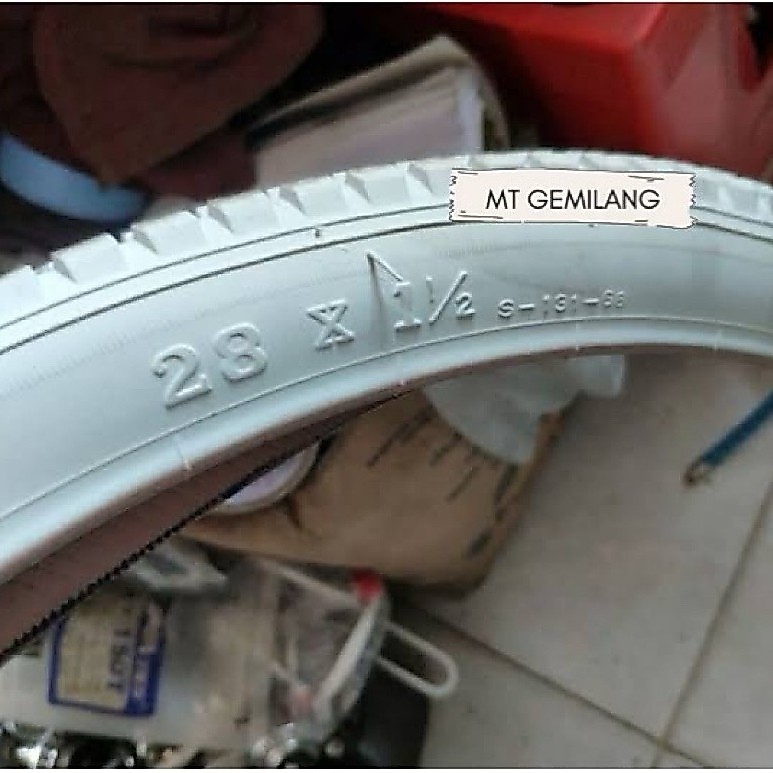 Ban Luar Sepeda 28×1 1/2 Onthel Kebo Putih Polos Swallow