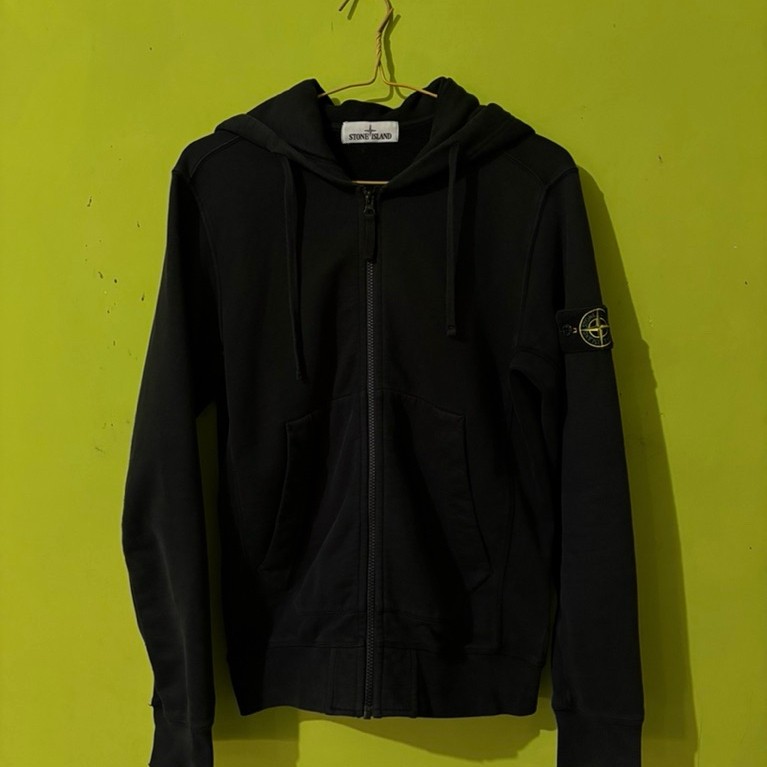 Zip Hoodie Stone Island black