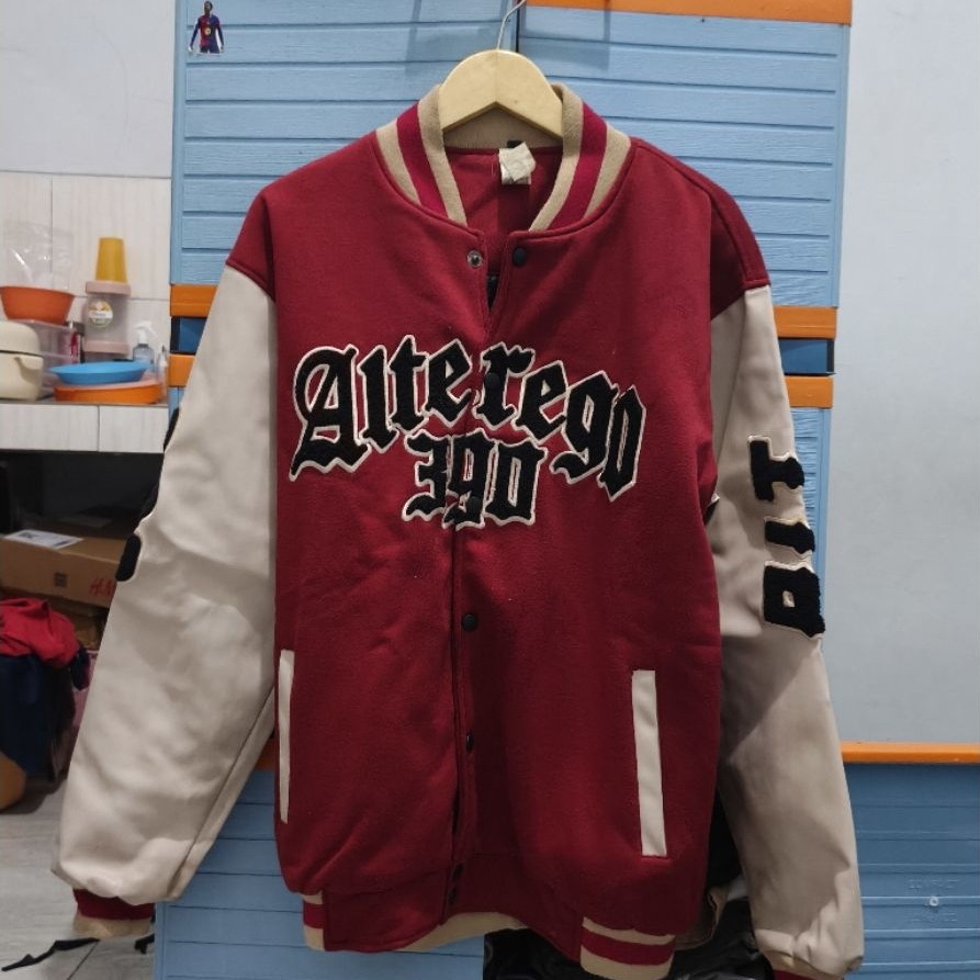 VARSITY ALTER EGO PRELOVED