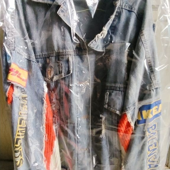 PRELOVED JAKET JEANS PRIA/WANITA BISA PAKAI , BERMERK, DAN BAGUS, FASHION