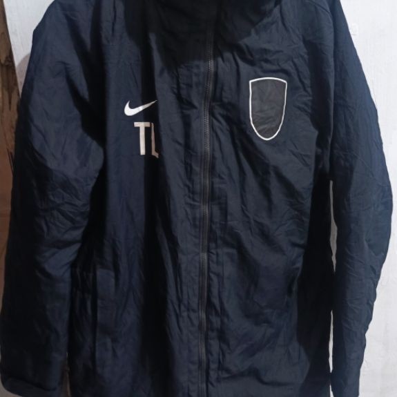 Jaket Puffel Bulang nike