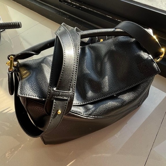 PRELOVED LOEWE BAG