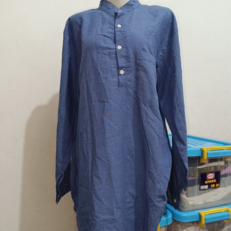 Atasan Unisex Tunik Biru Denim Saku LD 105