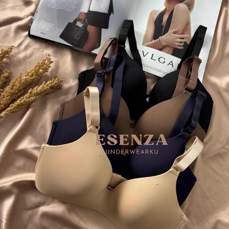 AA Blaire Bra Seamless Tanpa Kawat Cup C