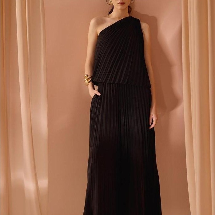 Love Bonito - Atasan Wanita - Wei Sunray Pleated Toga Top - Black