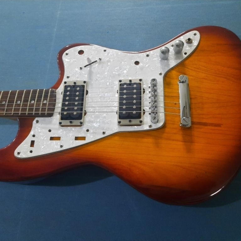 gitar fender jaguar custom