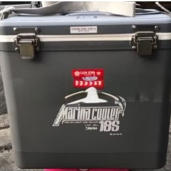 marina cooler