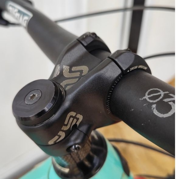 Sepeda Polygon Siskiu T7 Special Edition Anniversary 30th Full Upgrade