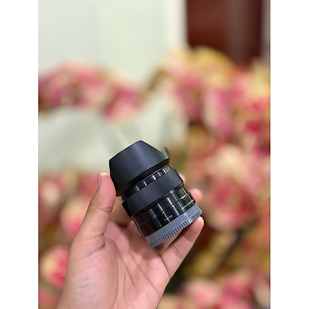 lensa sony 35 mm f1,8 bukan lensa sony 85mm bukan lensa sony 50mm