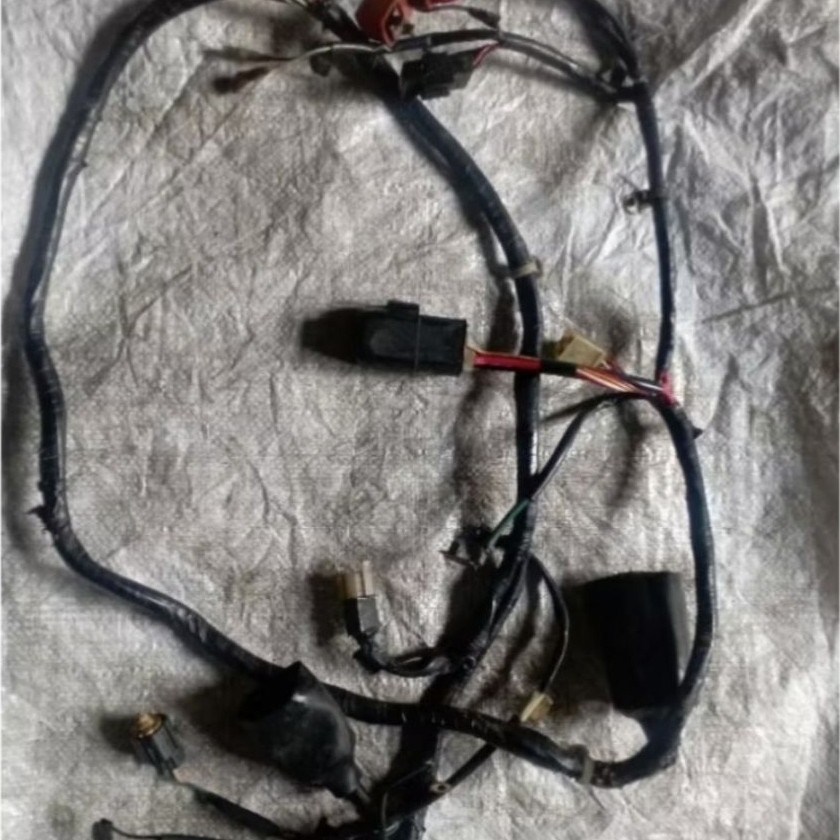 harnes kabel body bodi original honda vario 110 karbu kvb bekas