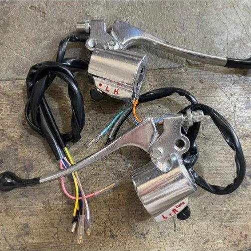 HOLDER SAKLAR KANAN KIRI CB100 CB 100 SET HANDLE CB125 cg