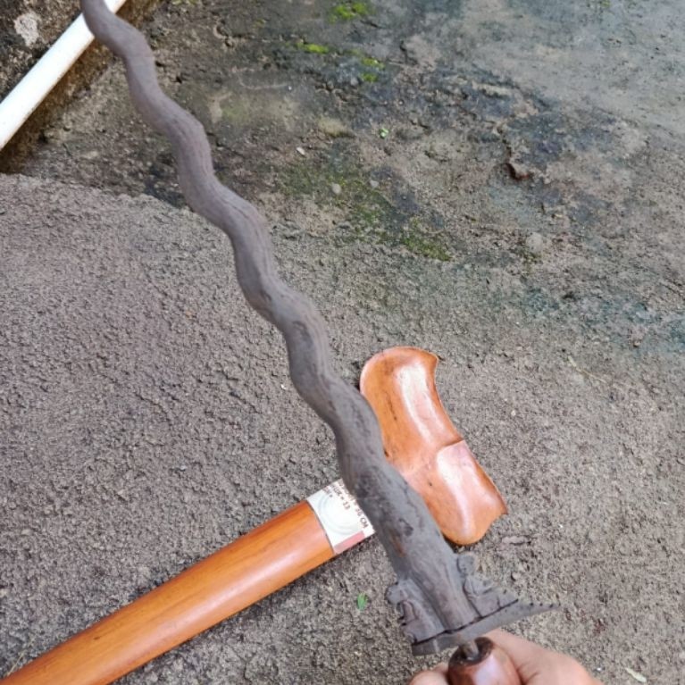 Keris Omyang Jimbe