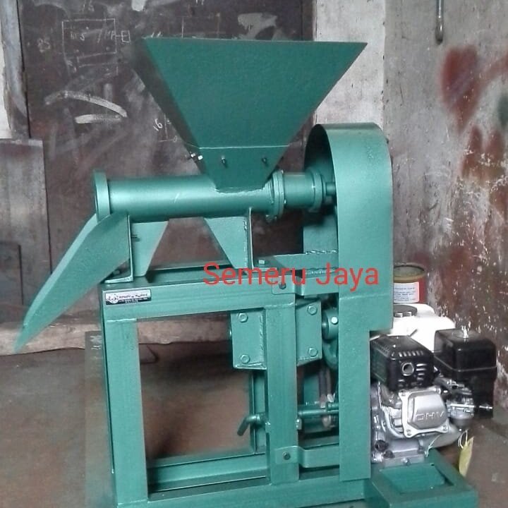 Mesin pelet extruder