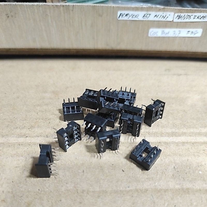 Socket Kaki 4pin Kaki IC 4 pin Soket 2x4p