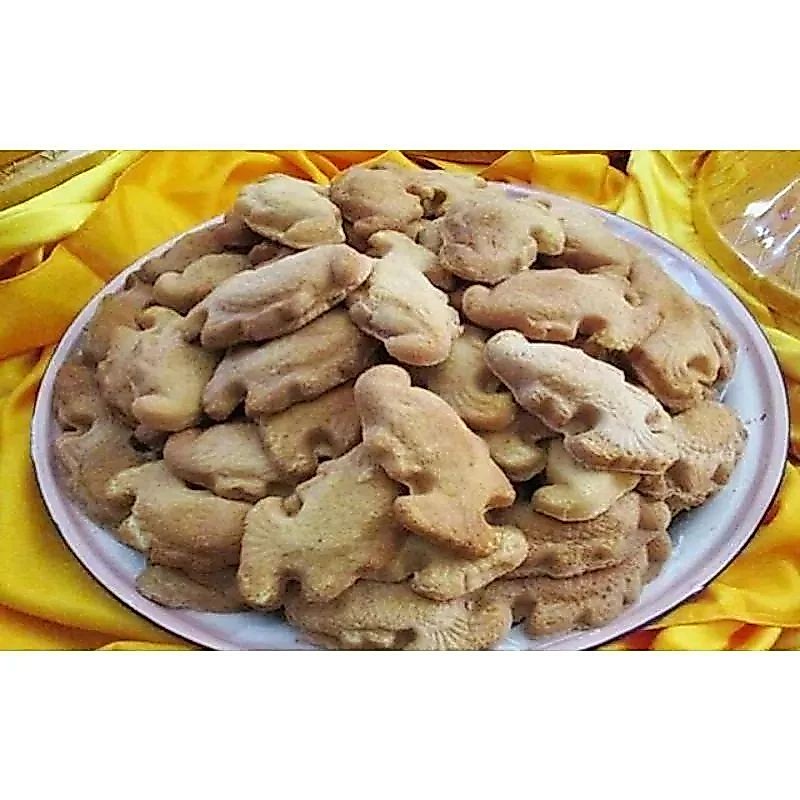 Kue bhoi khas Aceh / Kue bolu ikan khas Aceh / Cemilan oleh-oleh khas Aceh
