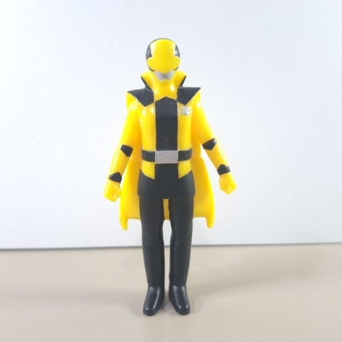 Figure Sentai Lupinranger Yellow Bandai 10 Cm E 92