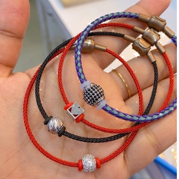 Gelang tali bandulan emas
