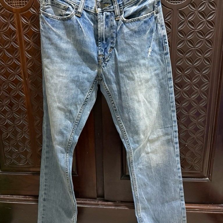 Jeans American Eagle Original Slim Straight Biru Washed Size 26/28 Celana Denim Pria