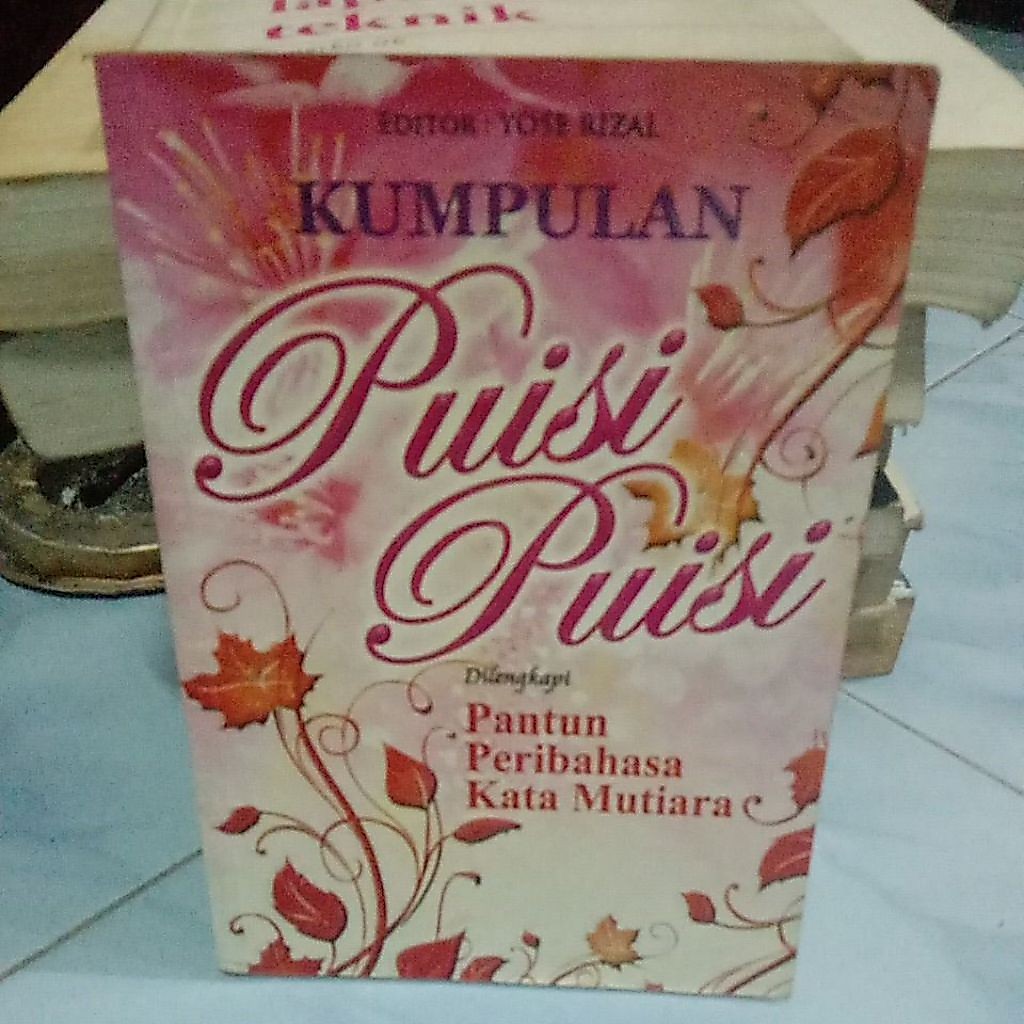 BUKU KUMPULAN PUISI PUISI , buku second