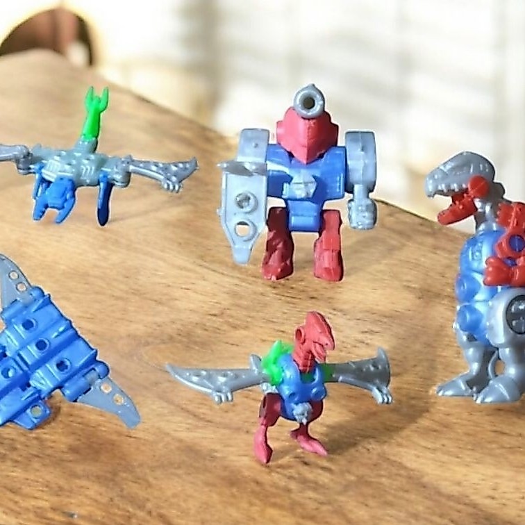 Mainan Jadul Action Figure Karakter Lotte Robot CYBORG/ RELIC/ T-REX/ BAT/ FLYINGBAZOKA figure / Mai