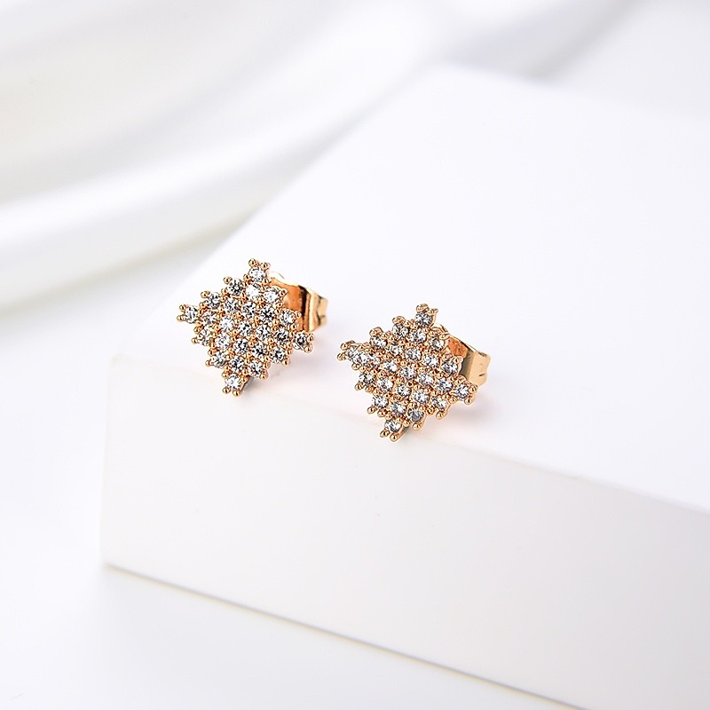 HYL JEWELRY Anting titanium emas batu bata korea tusuk 45e