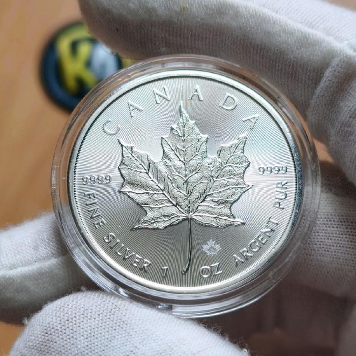 Koin perak canadian maple leaves 1 troy ounce - 2025