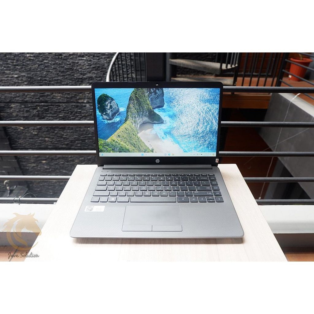 HP 245 G8 AMD Athlon Silver 3050U Ram 4Gb Ssd 256Gb