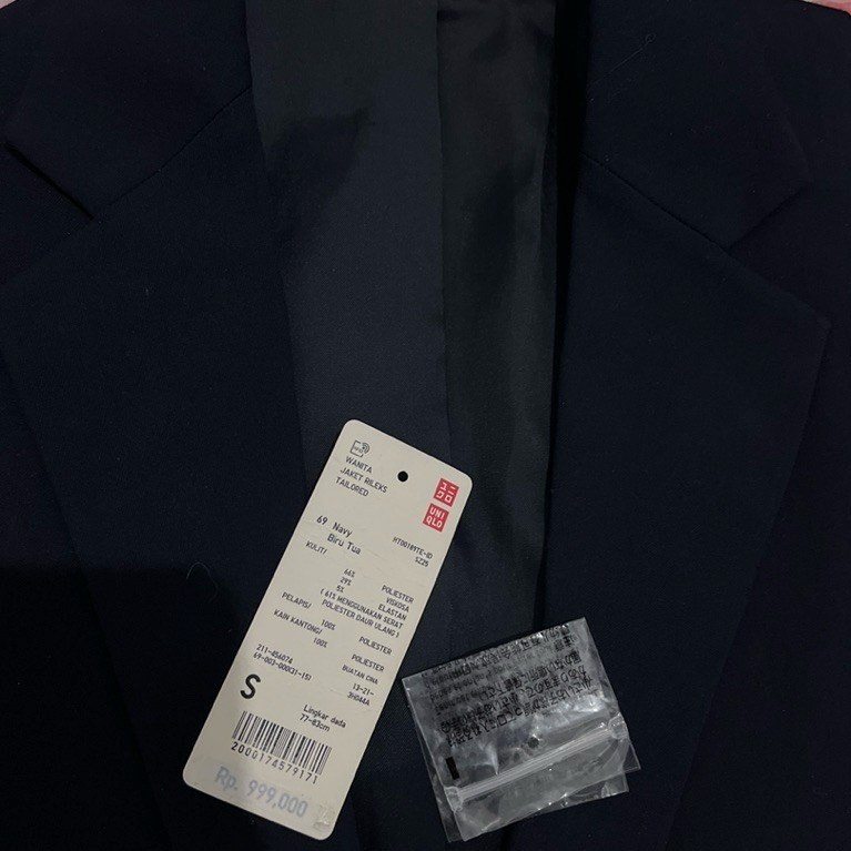 Preloved Blazer Uniqlo Navy