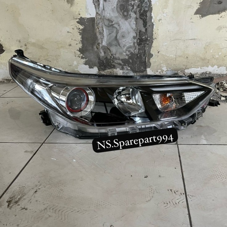 headlamp lampu depan yaris 2018 2019 2020