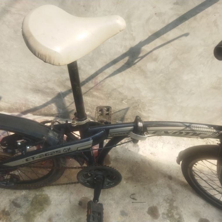 sepeda lipat exotic 20" second