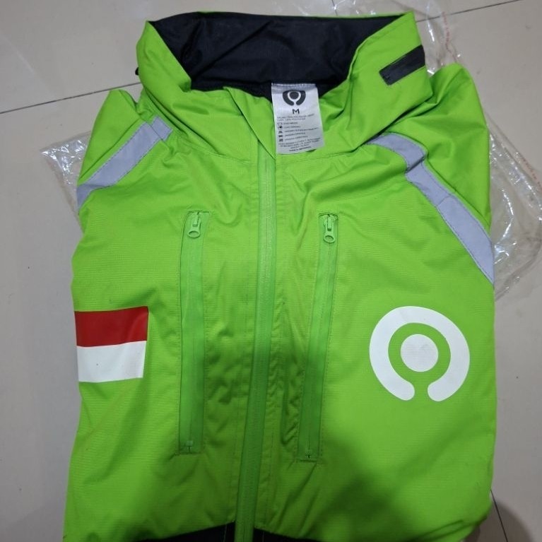 jaket gojek garuda super ukuran M