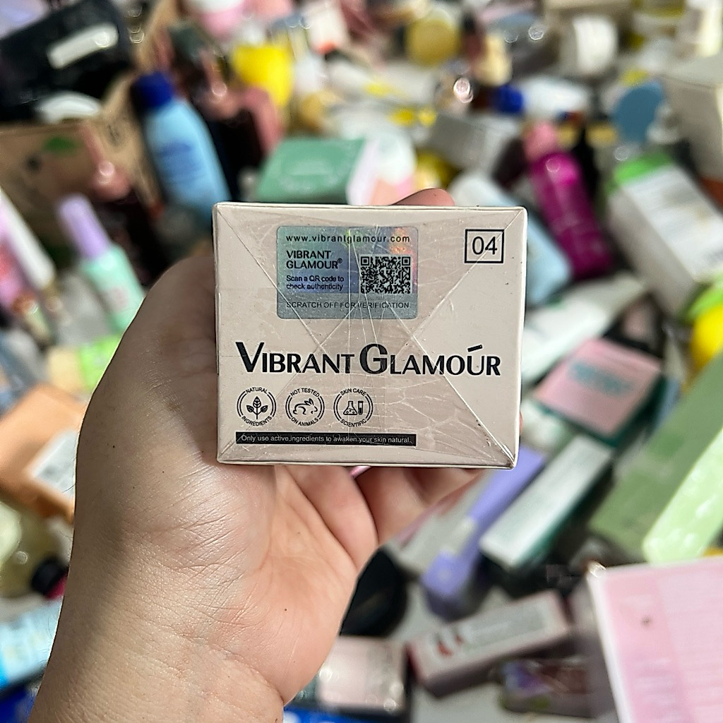 NEW VIBRANT GLAMOUR RETINOL CREAM