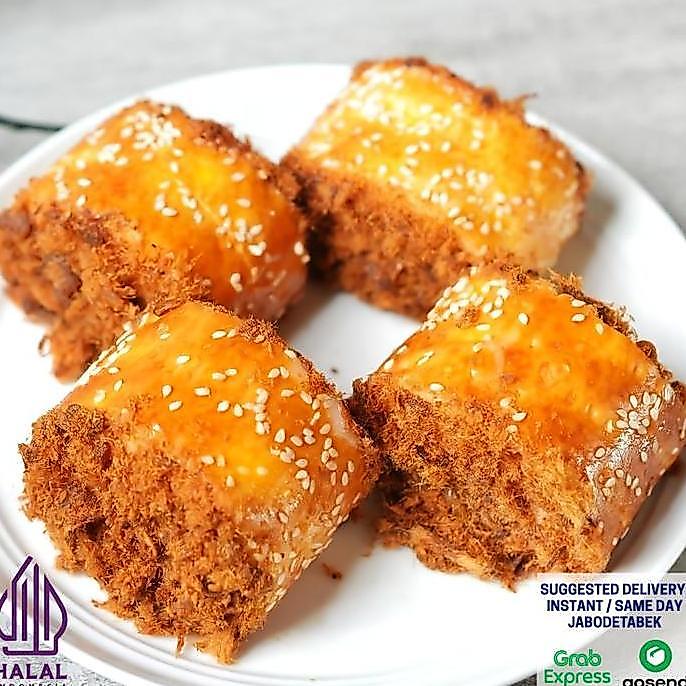 Sehatyuk- Roti Abon Gulung Lla Bakery 8 Pcs Abon Sapi & Full Butter Wisjman Floss Roll - Abon Sapi T
