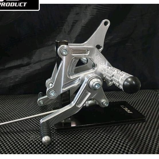 FOOTSTEP FOOT STEP BUSTEP TAPAKAN KAKI DEPAN UB UNDERBONE RC3 UNIVERSAL MX KING MX 135 SONIC NINJA
