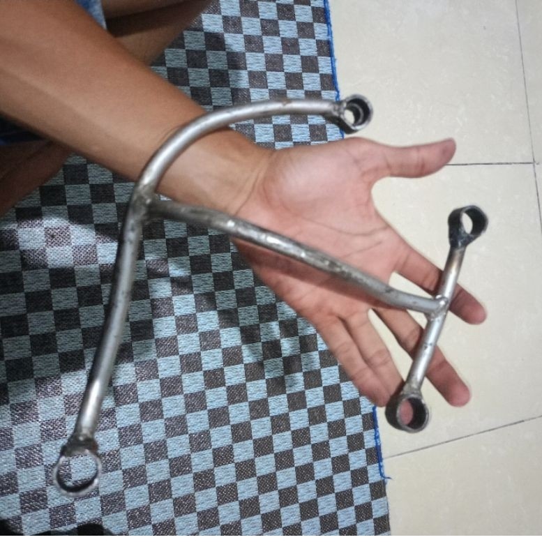 breket beat buat knalpot tabung vario